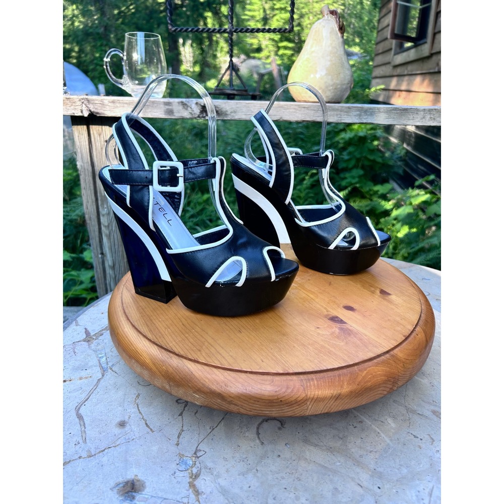 Platform Wedge Sandals Womens Size 8 Black White Contrast Piping Kiss and Tell